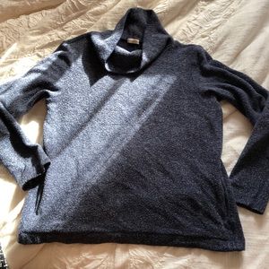 Sweater with pockets